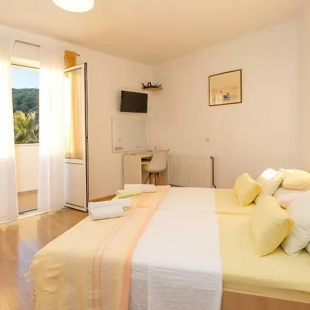 Gostinjska kuća Private Romantic Hvar Town